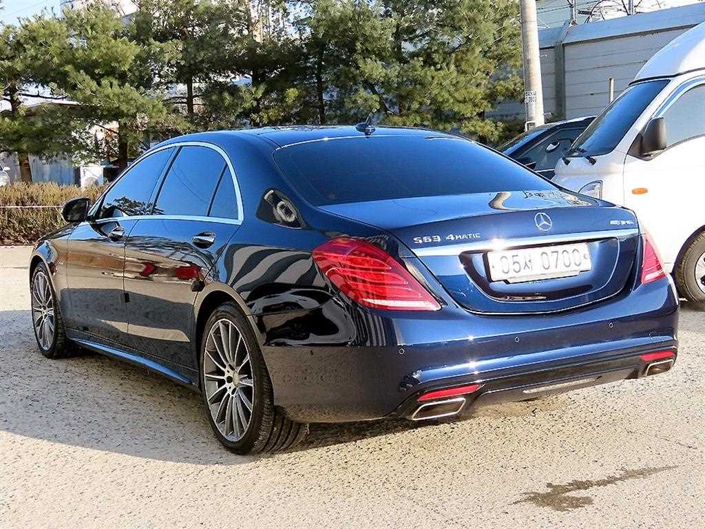 Mercedes Benz S Class - Vista 3