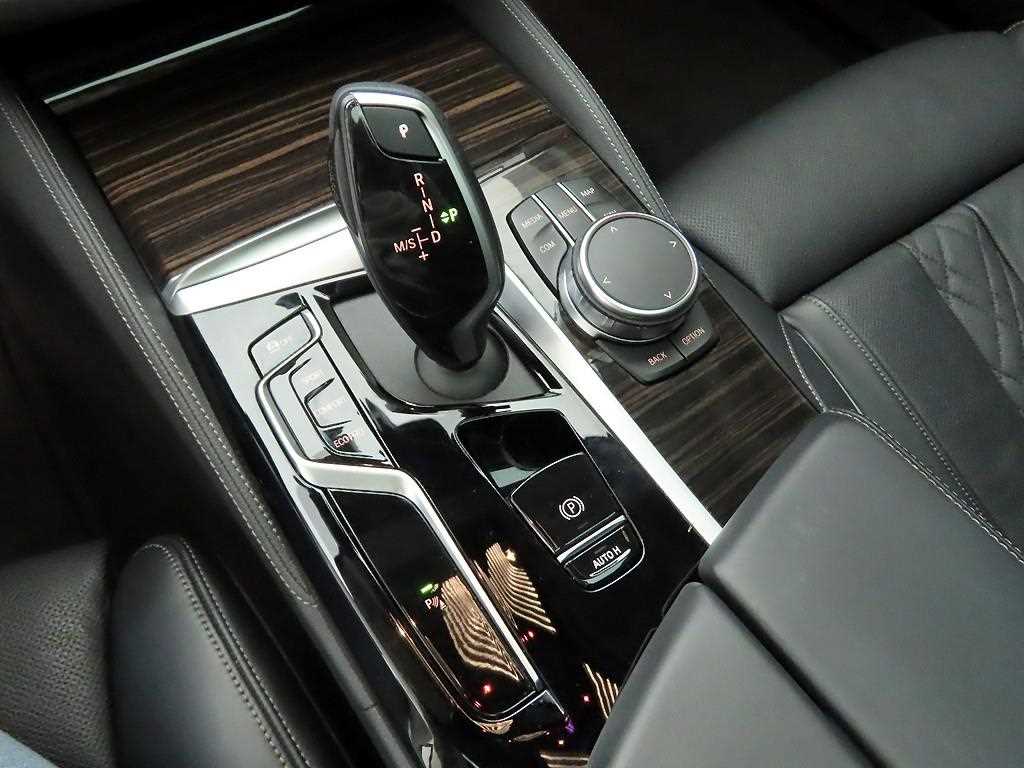 BMW 5 Series - Vista 10