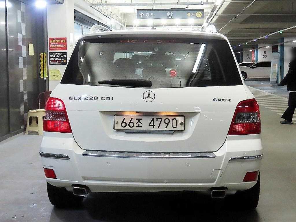 Mercedes Benz GLK Class - Vista 5
