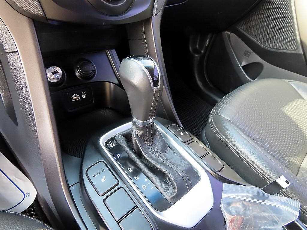 HYUNDAI Santa Fe - Vista 11