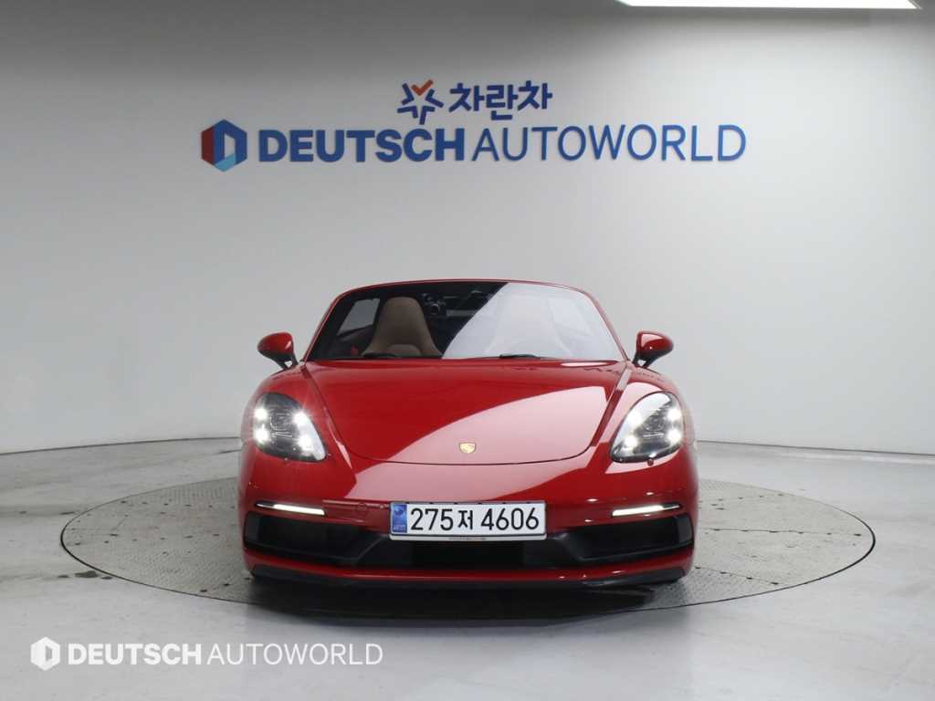 Porsche 718 - Vista 4