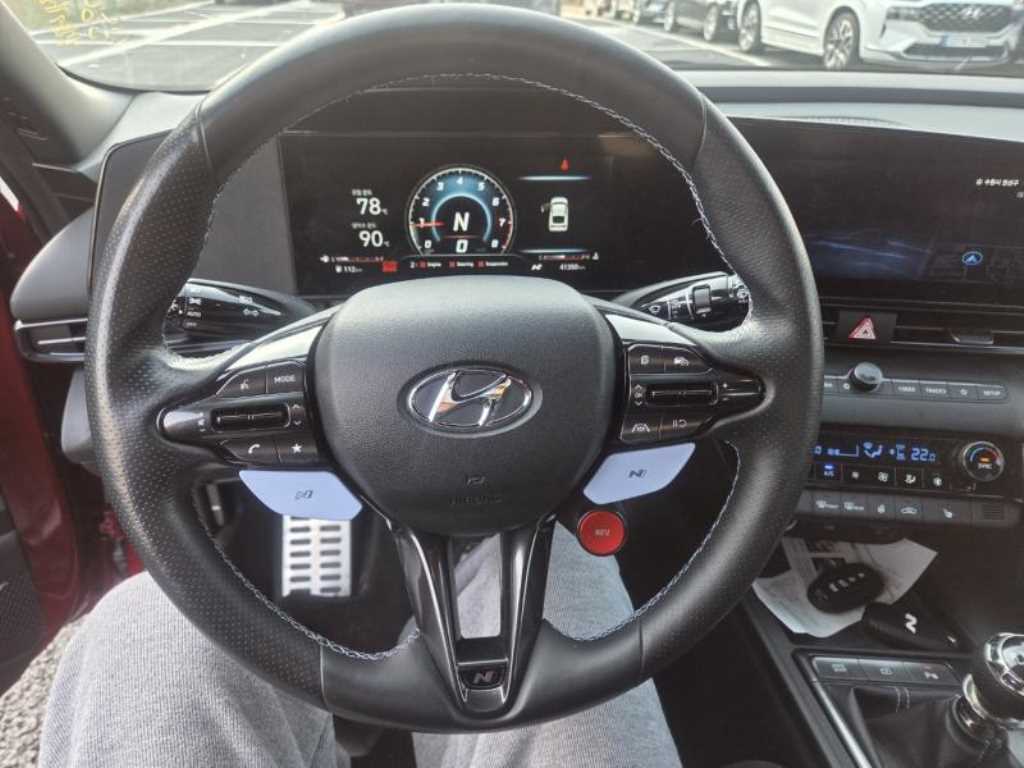 HYUNDAI Avante - Vista 6