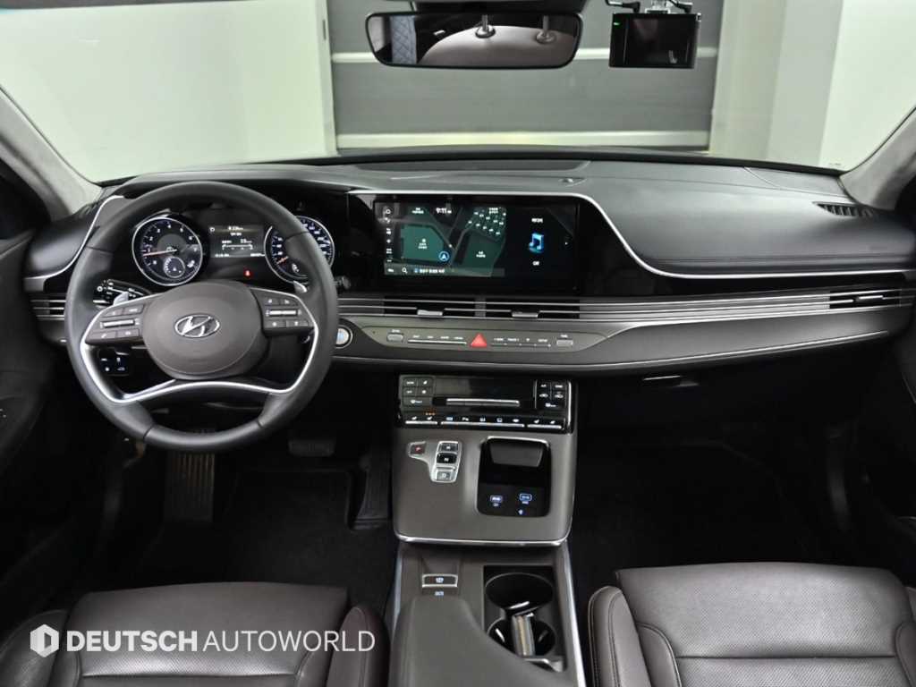 HYUNDAI Grandeur - Vista 7