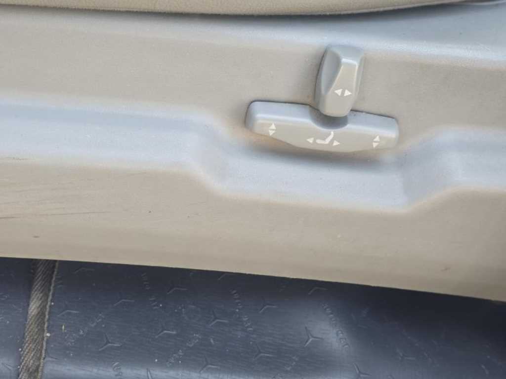 HYUNDAI Terracan - Vista 12