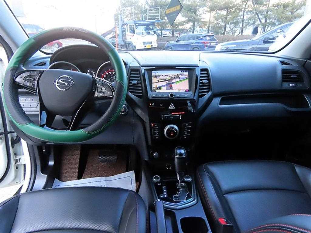 Ssangyong Tivoli - Vista 7