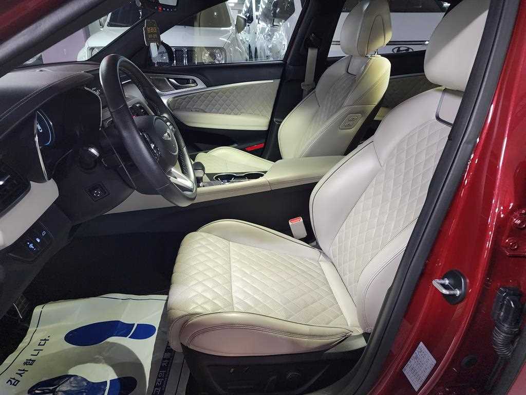 Genesis G70 - Vista 7