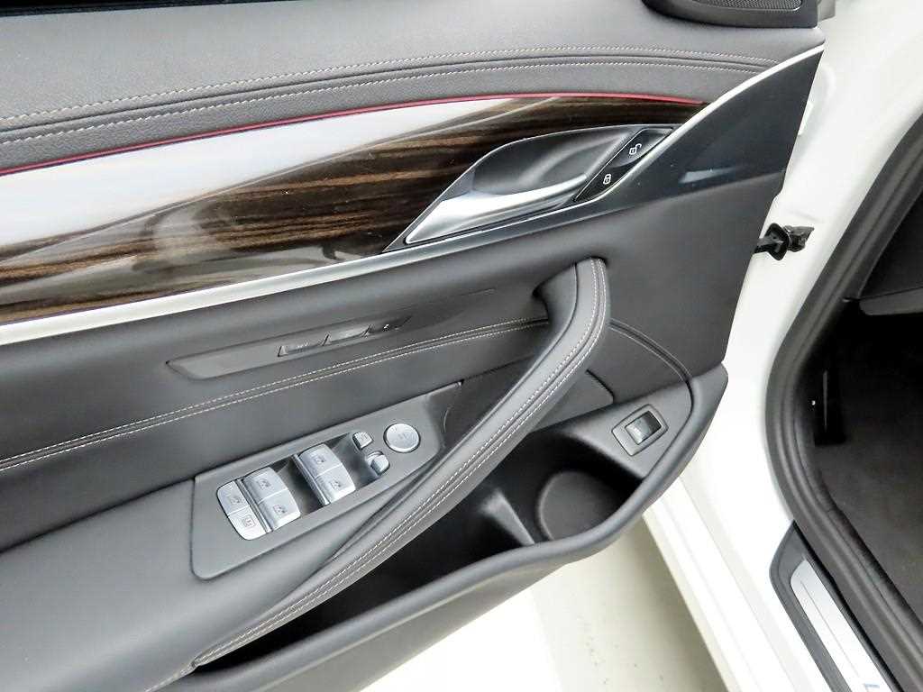 BMW 5 Series - Vista 11