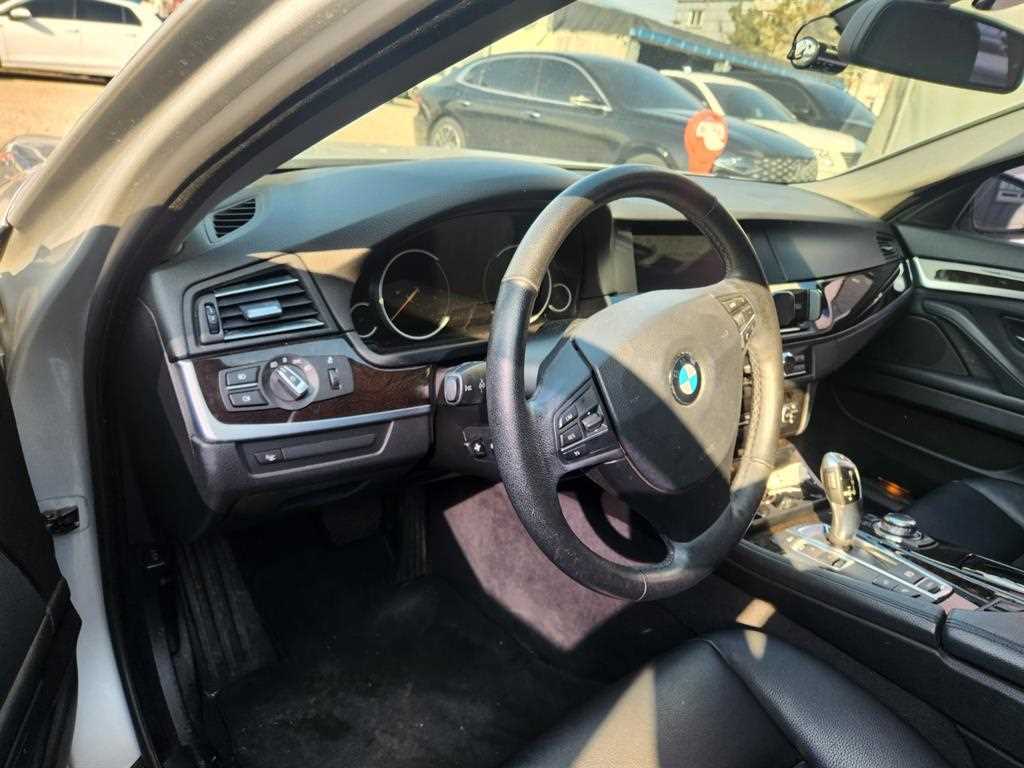 BMW 5 Series - Vista 7