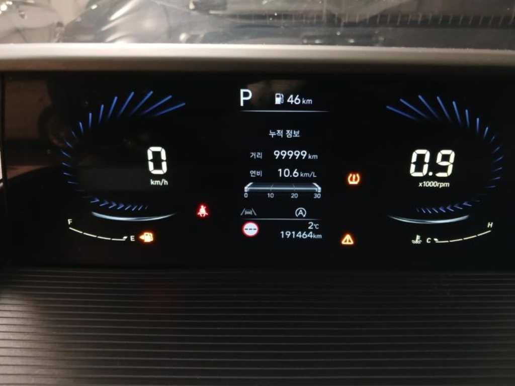 HYUNDAI Staria - Vista 10