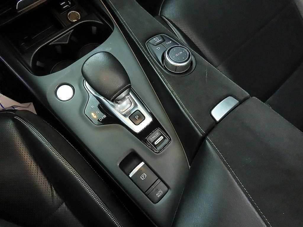 Infiniti QX - Vista 12