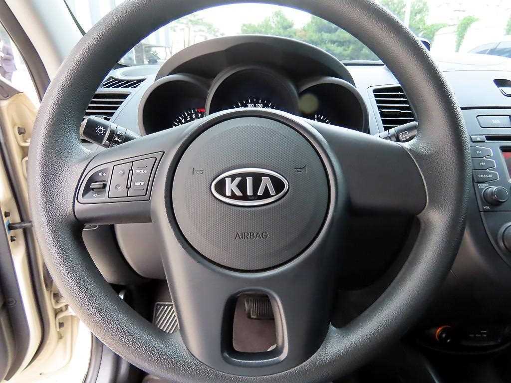 KIA Soul - Vista 8