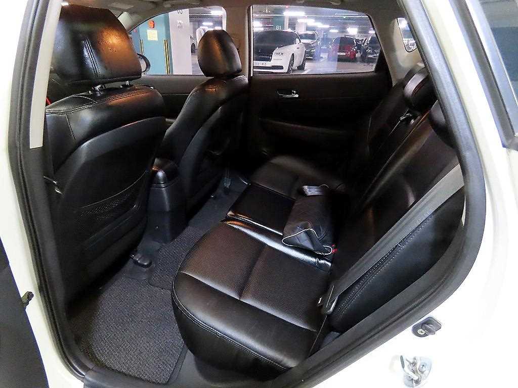 HYUNDAI i30 - Vista 7