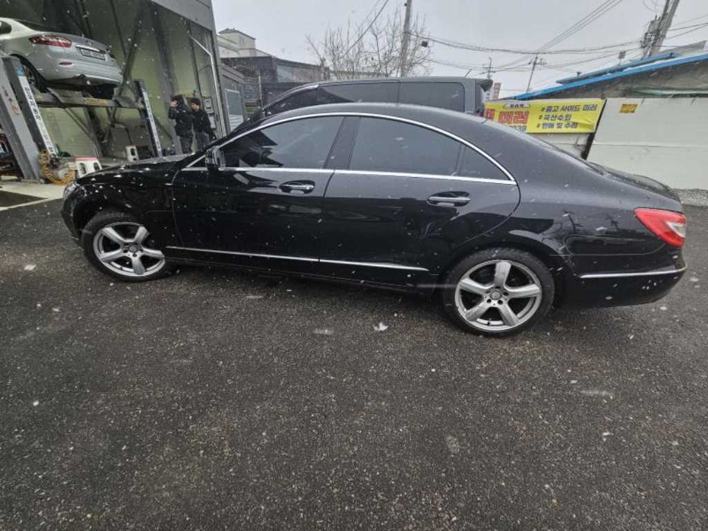 Mercedes Benz CLS Class - Vista 2