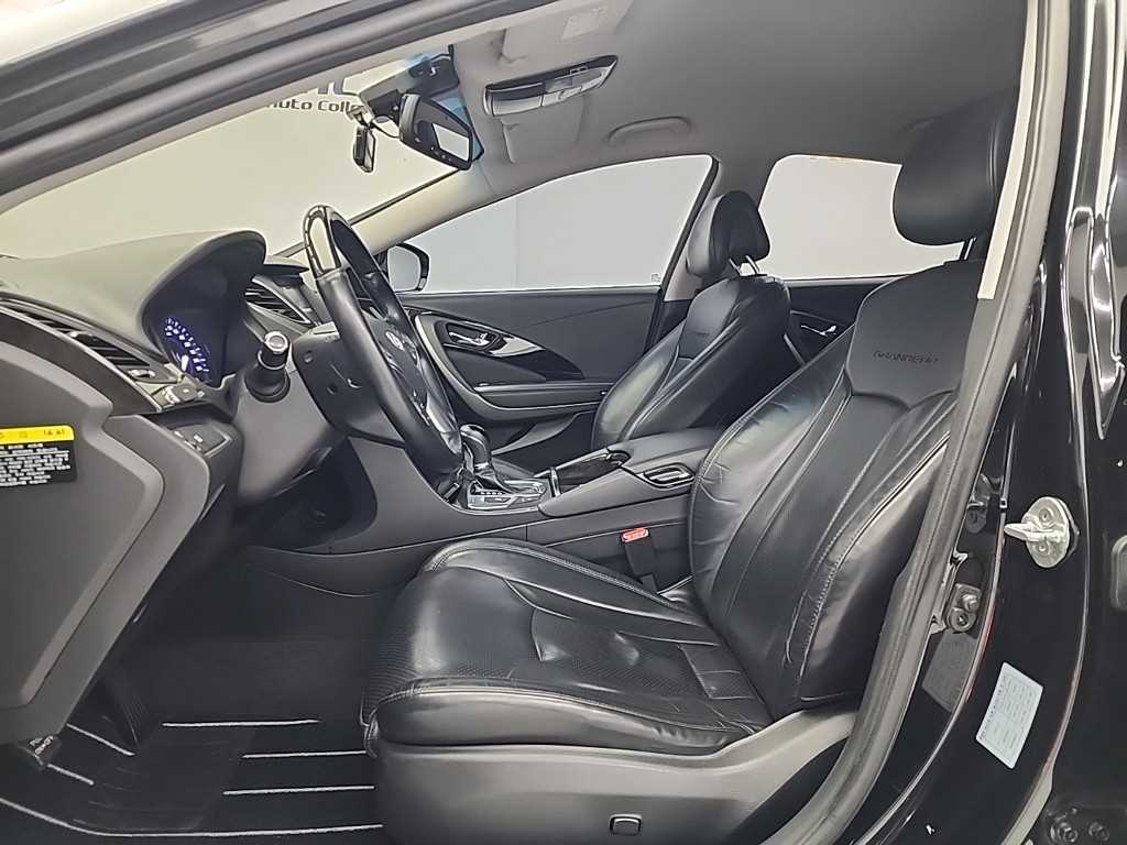 HYUNDAI Grandeur - Vista 11