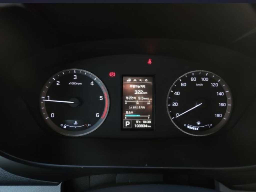 HYUNDAI Solati - Vista 11