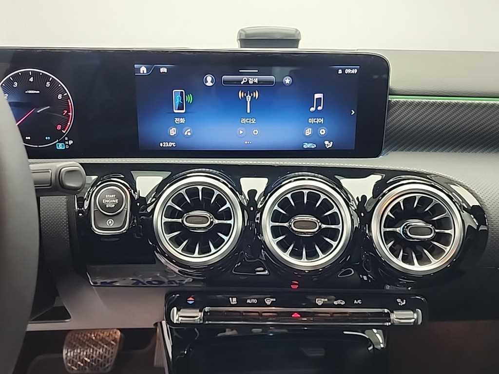 Mercedes Benz A Class - Vista 10