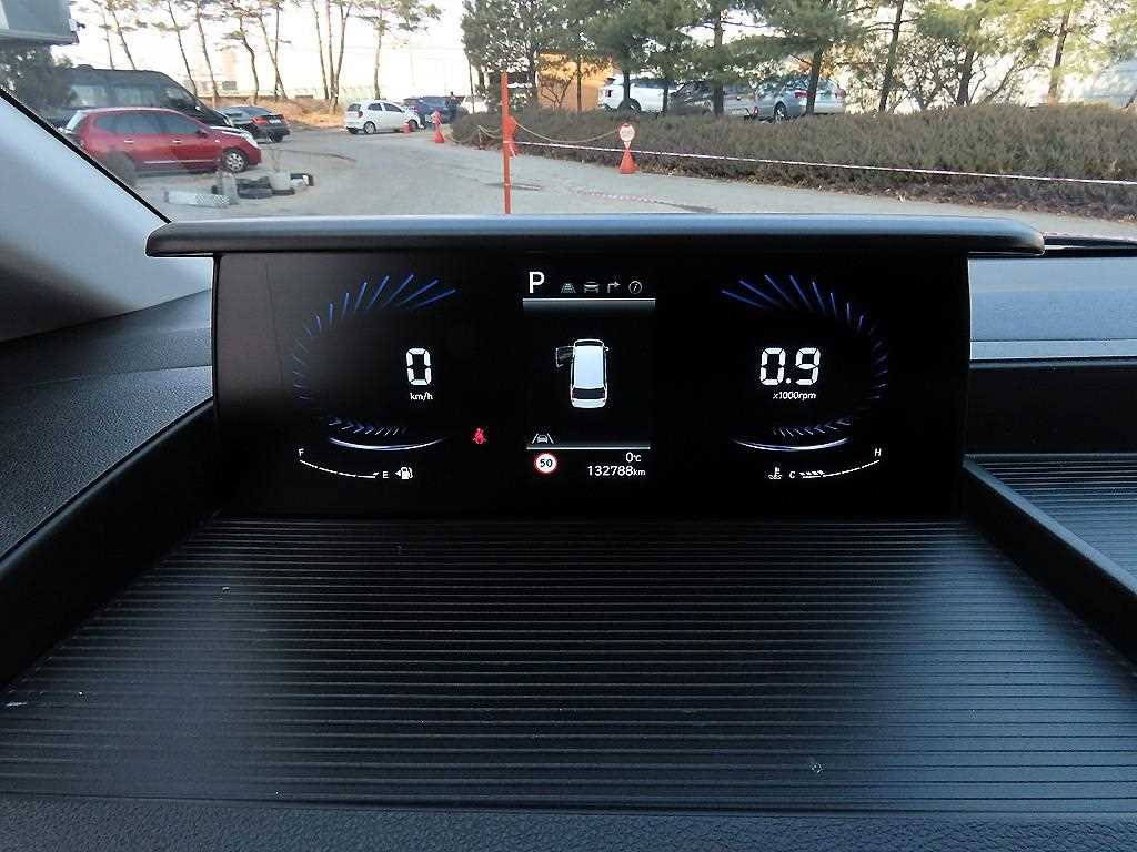 HYUNDAI Staria - Vista 9