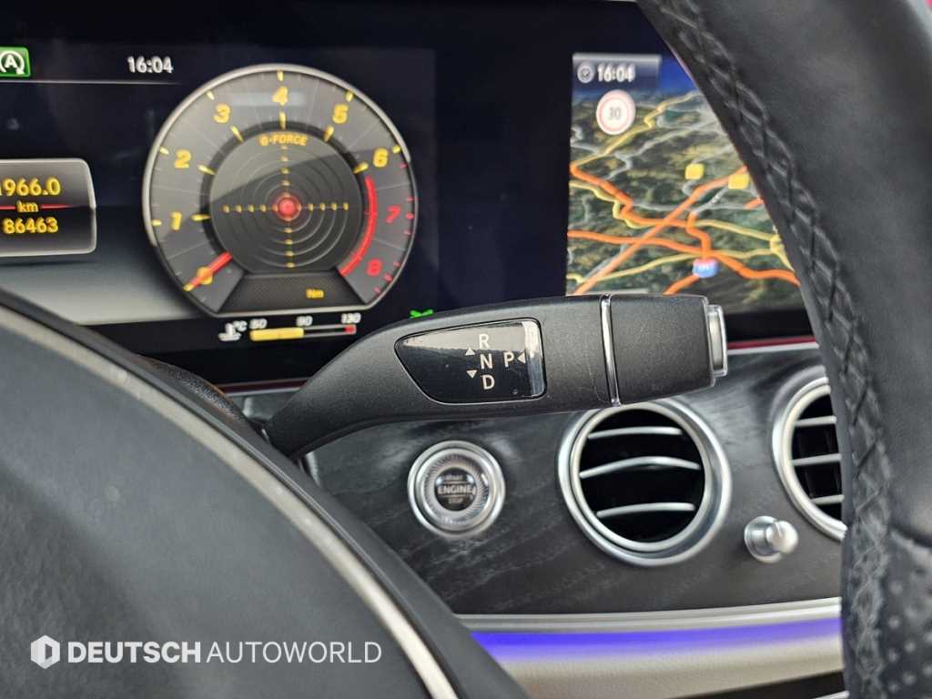 Mercedes Benz E class - Vista 9