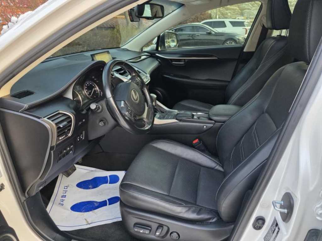 Lexus NX 2017 Blanco - Importación desde Corea - HF Imports Iquique - Foto 14