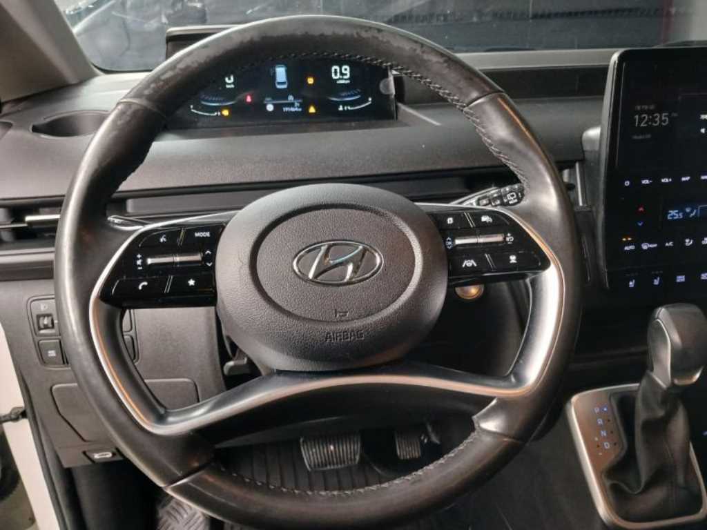 HYUNDAI Staria - Vista 11