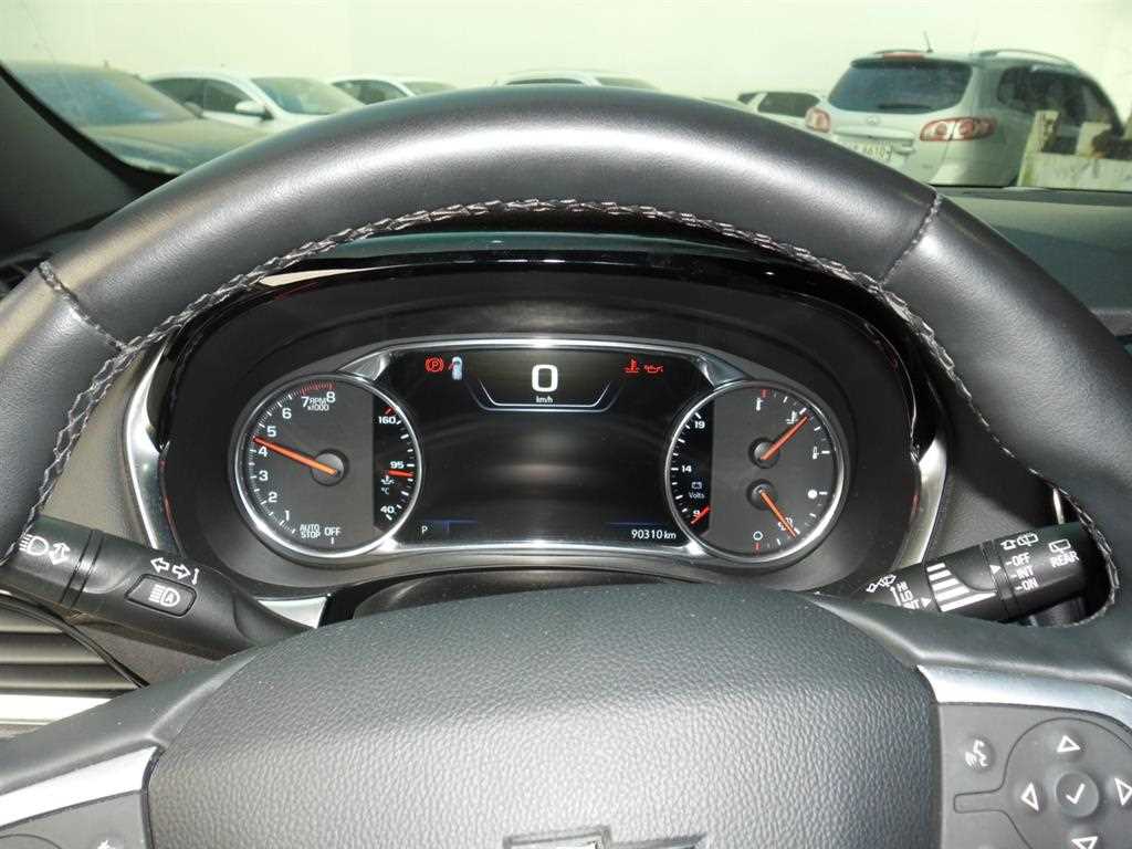 Chevrolet Travers - Vista 3