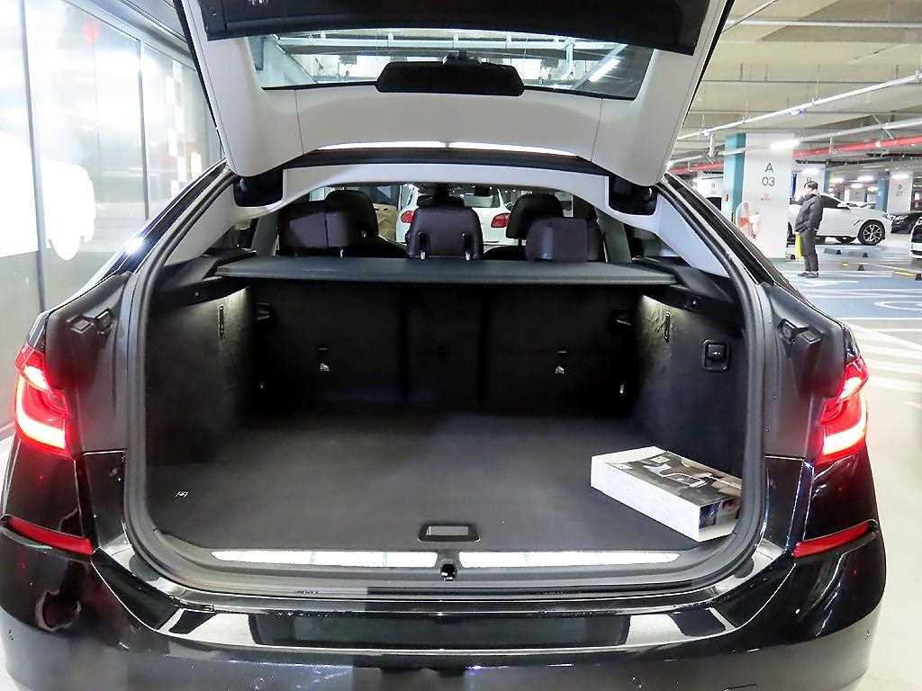 BMW Gran Turismo 2022 Negro - Importación desde Corea - HF Imports Iquique - Foto 17