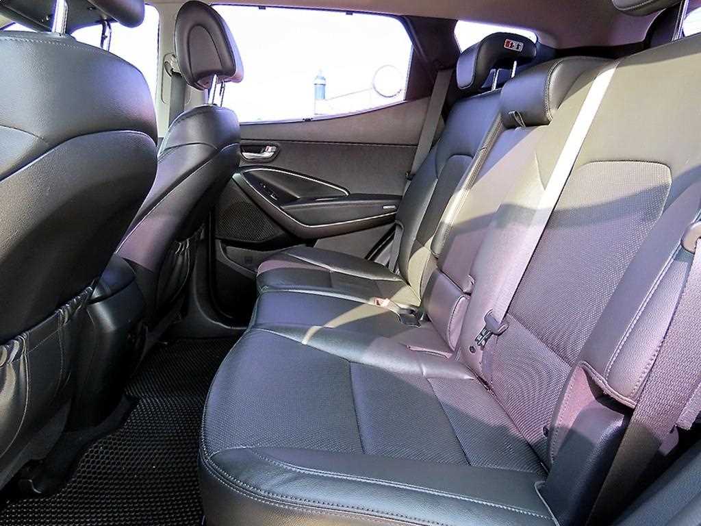 HYUNDAI Santa Fe - Vista 6