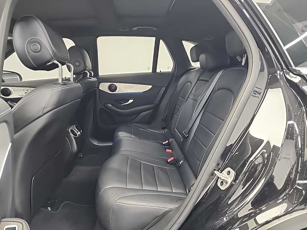 Mercedes Benz GLC Class - Vista 12