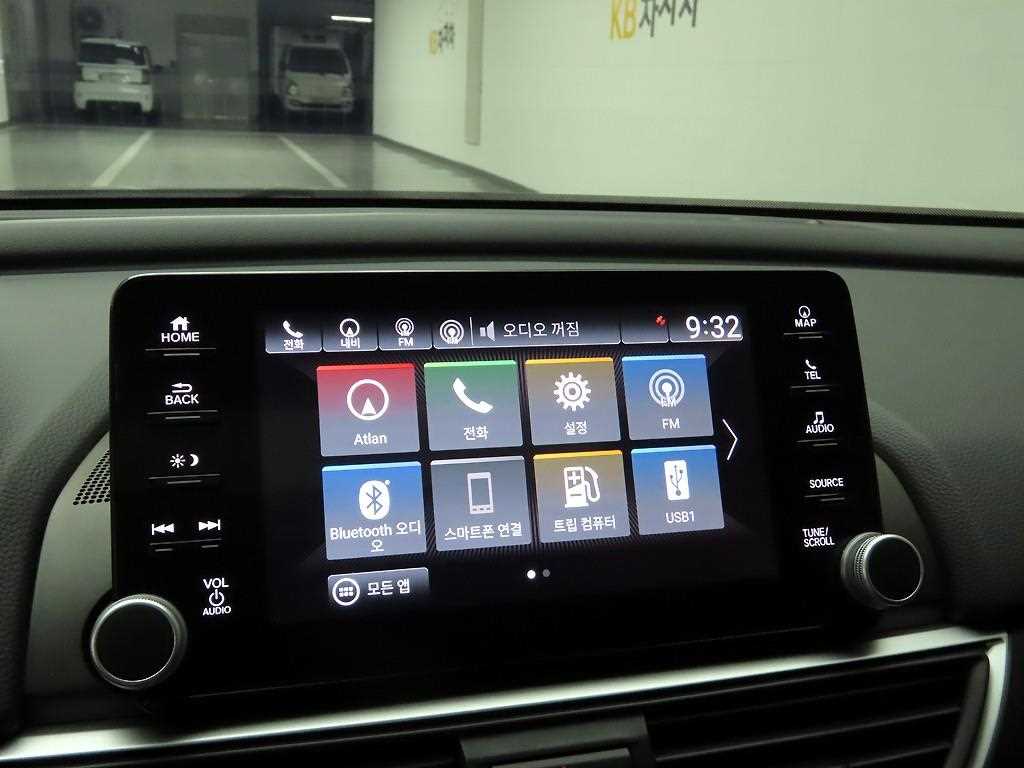 Honda Accord - Vista 9