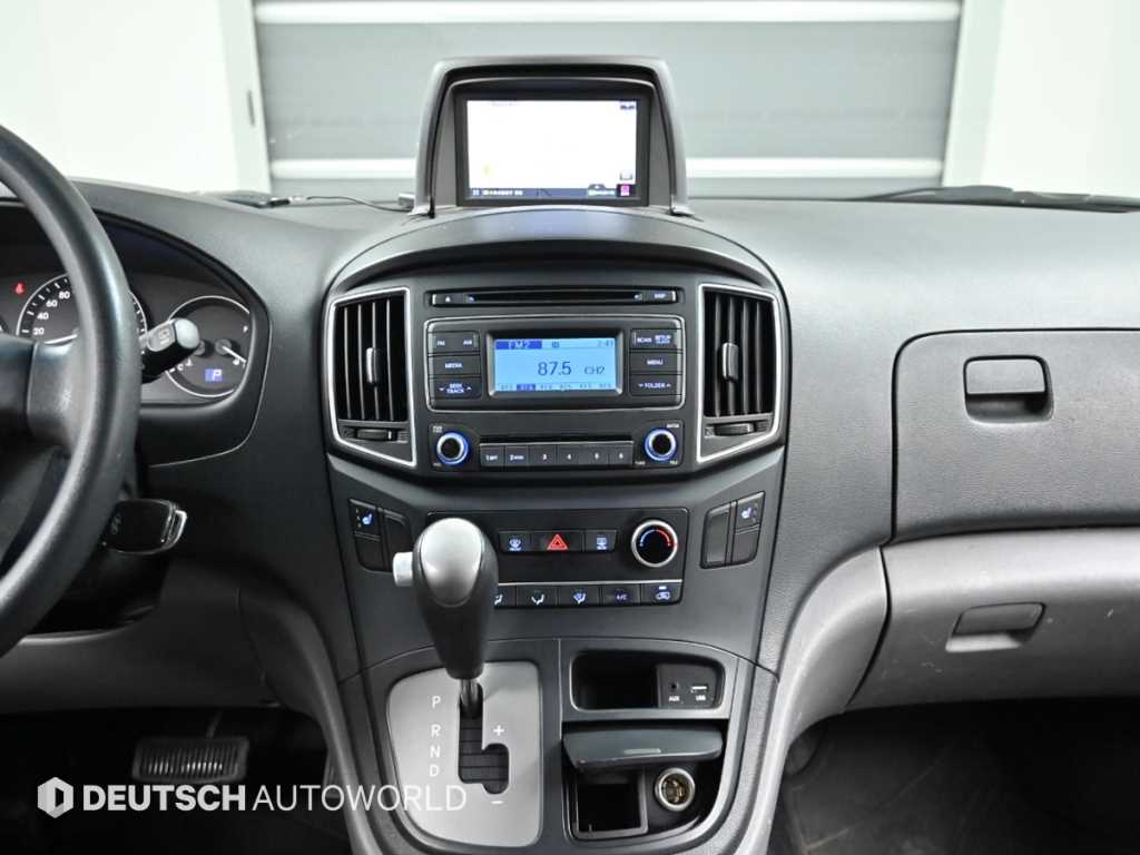 HYUNDAI Starex 2018 - Importación desde Corea - HF Imports Iquique - Foto 14