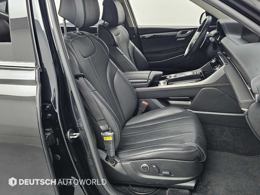 Genesis GV80 - Vista 10