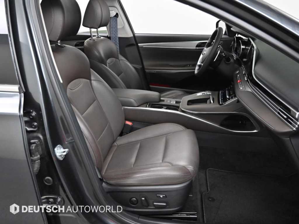 HYUNDAI Grandeur - Vista 10