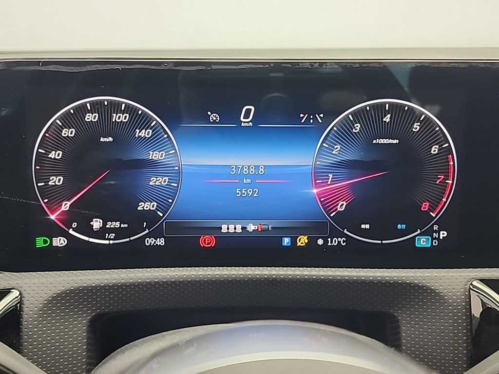 Mercedes Benz A Class - Vista 6