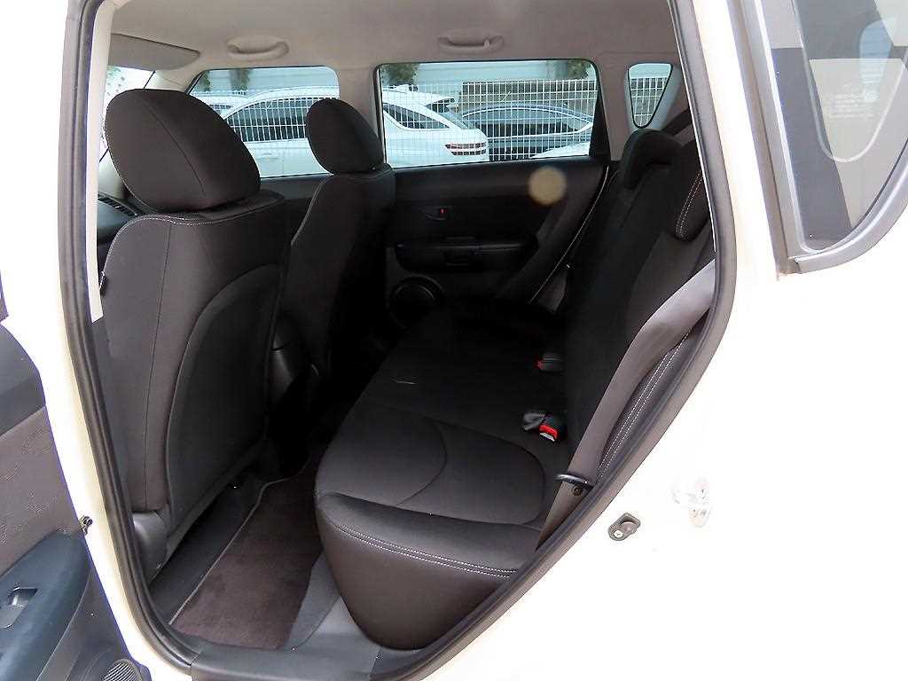 KIA Soul - Vista 6