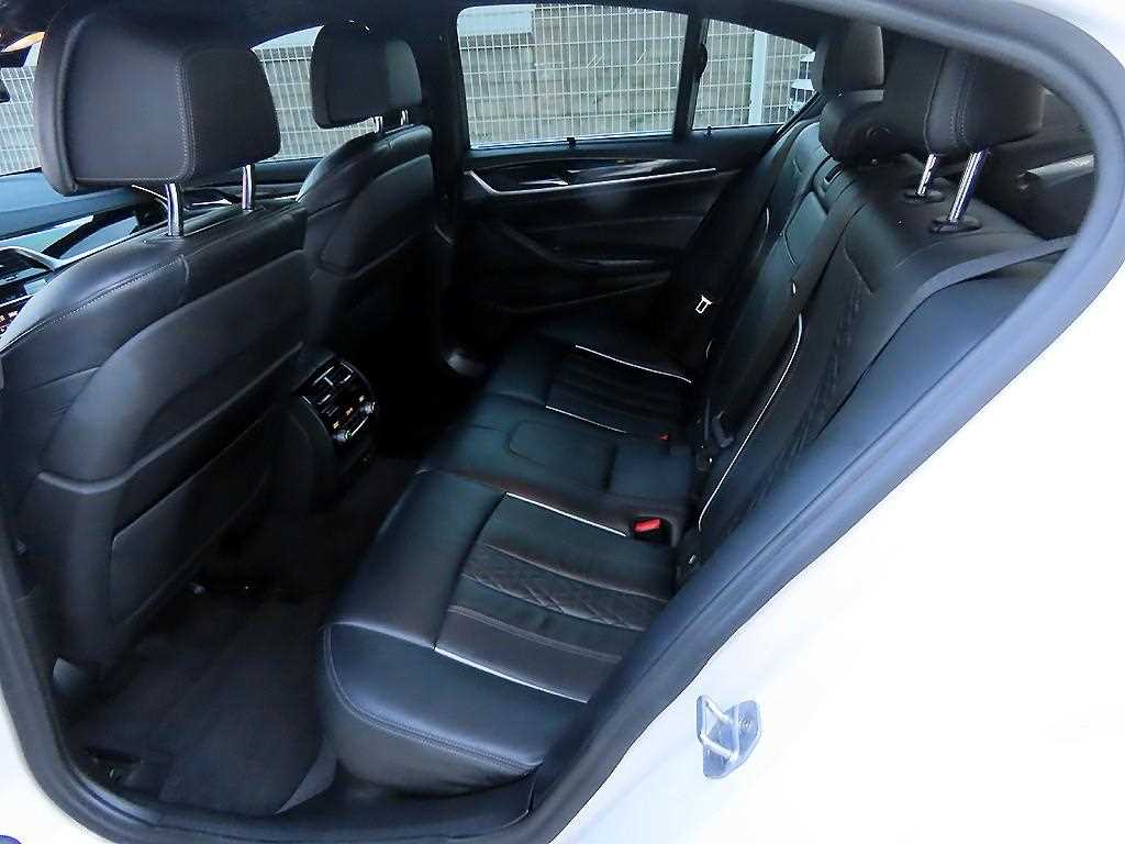 BMW 5 Series - Vista 6