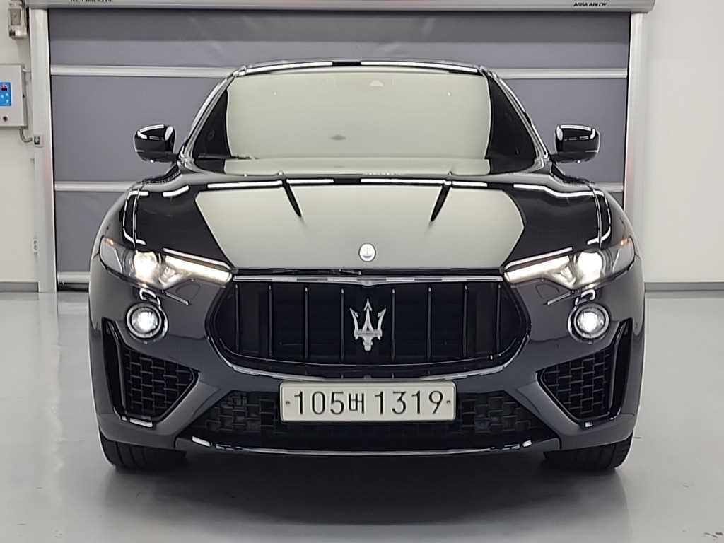 Maserati Levante - Vista 2