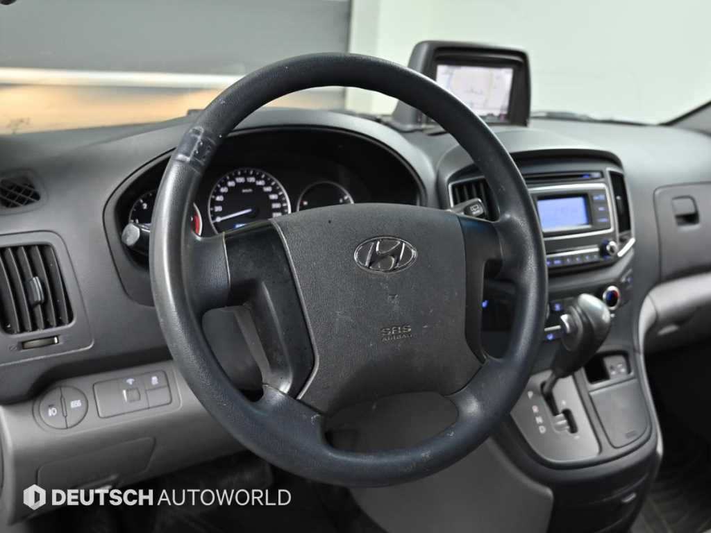 HYUNDAI Starex 2018 - Importación desde Corea - HF Imports Iquique - Foto 13