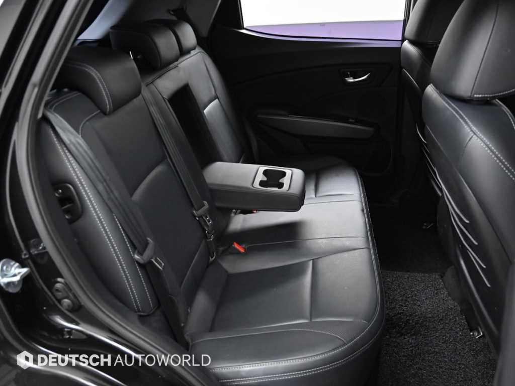 Ssangyong Tivoli - Vista 12