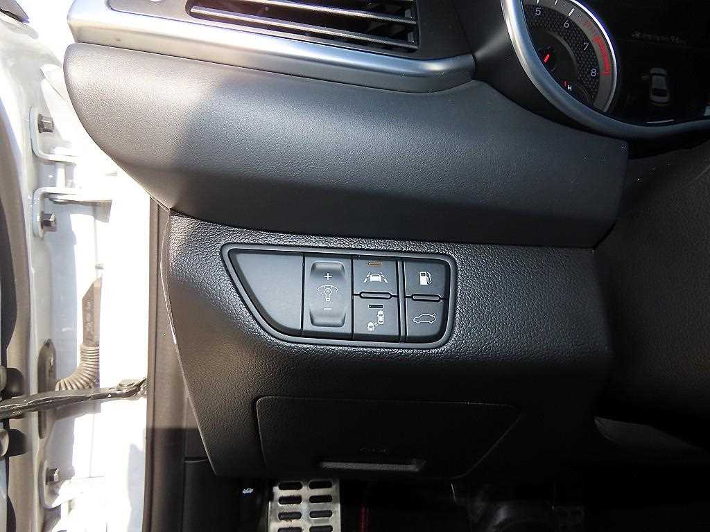 Genesis G70 2018 Gris - Importación desde Corea - HF Imports Iquique - Foto 13