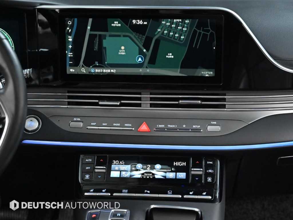 HYUNDAI Grandeur - Vista 11