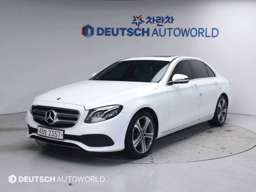 Mercedes Benz E class 2018 Blanco - Importación desde Corea - HF Imports Iquique - Foto 1