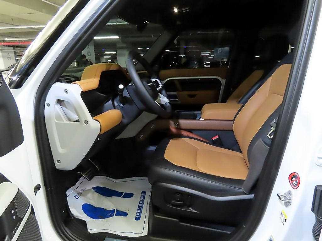 Land Rover Defender - Vista 6