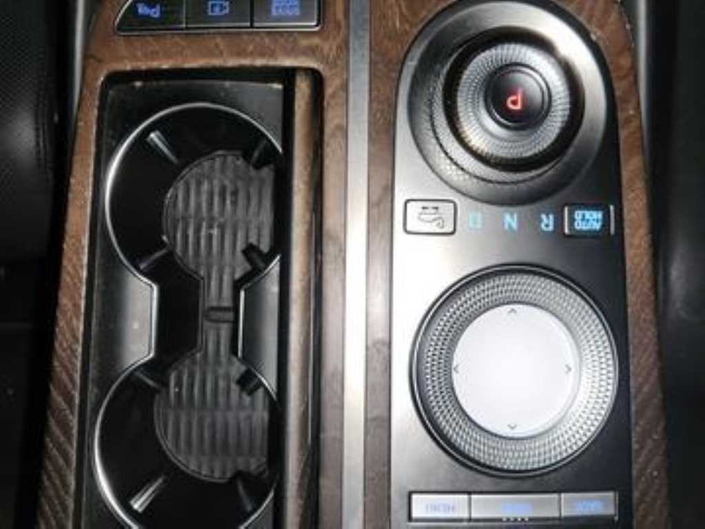 Genesis G80 - Vista 8