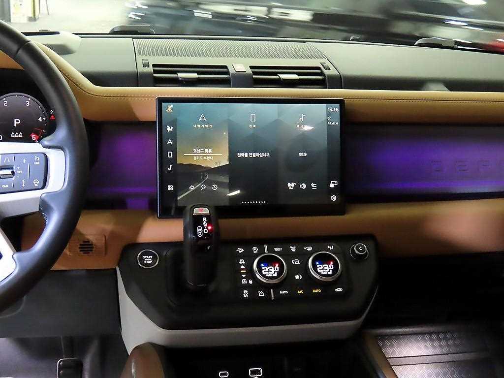 Land Rover Defender - Vista 11