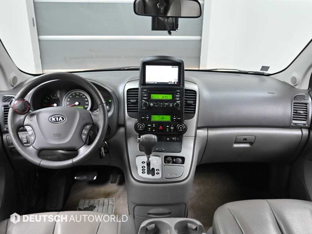 KIA Carnival - Vista 7
