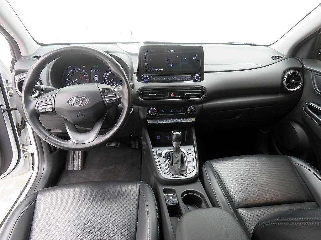 HYUNDAI Kona - Vista 9