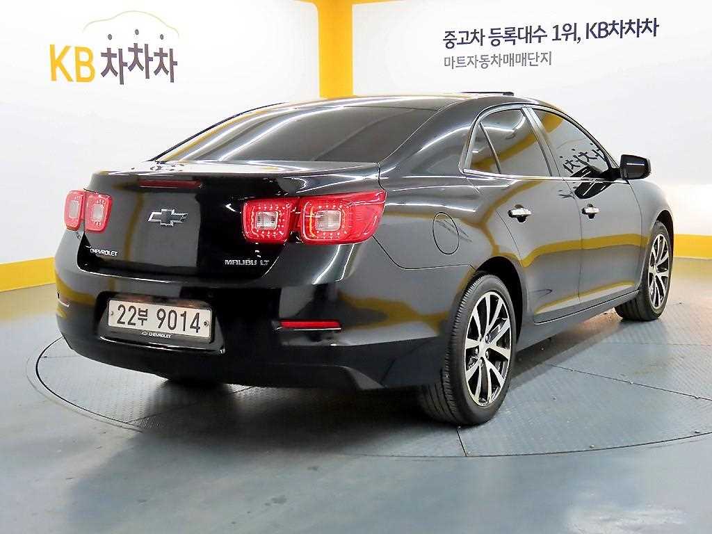 Chevrolet Malibu - Vista 4