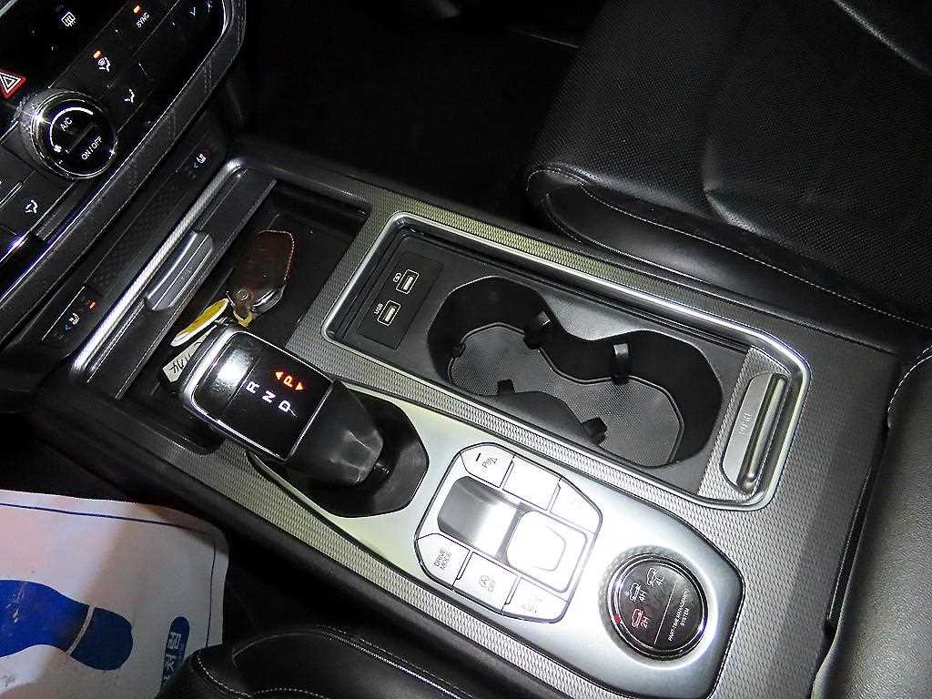 Ssangyong Rexton - Vista 12