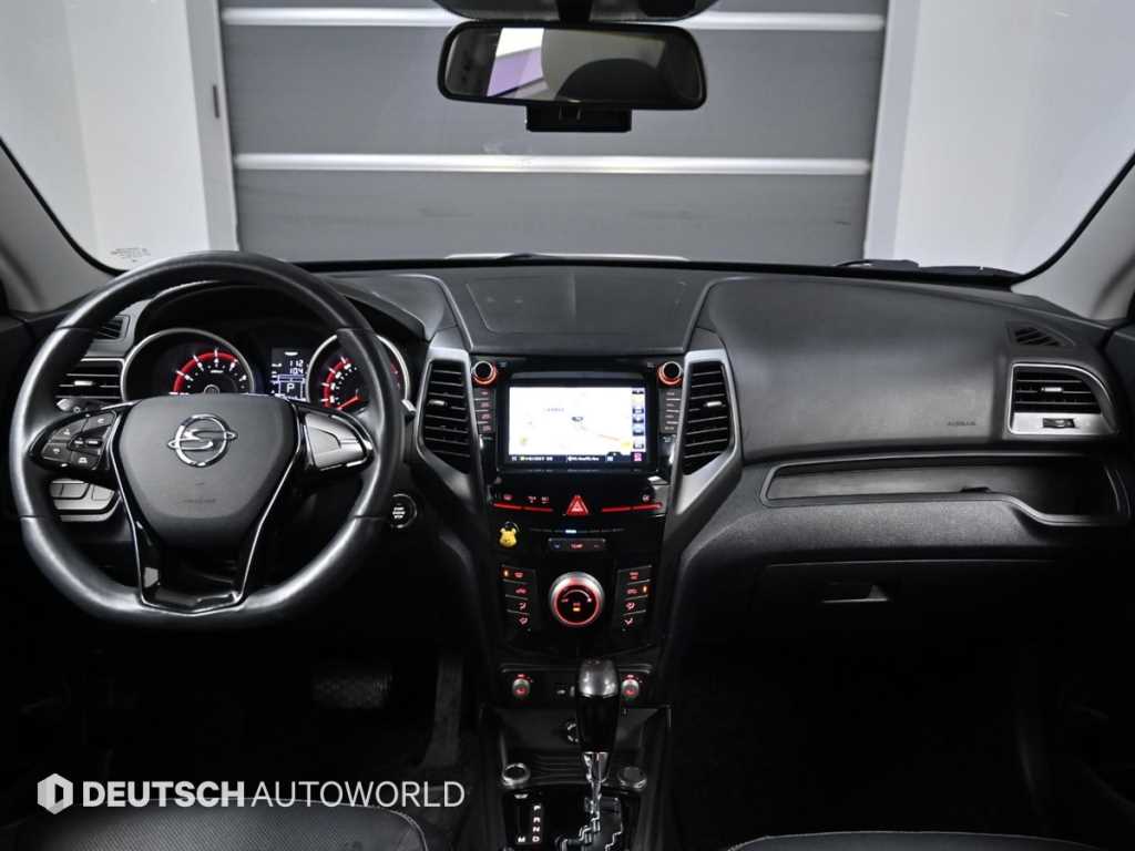 Ssangyong Tivoli - Vista 7