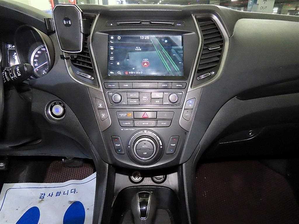 HYUNDAI Santa Fe - Vista 11